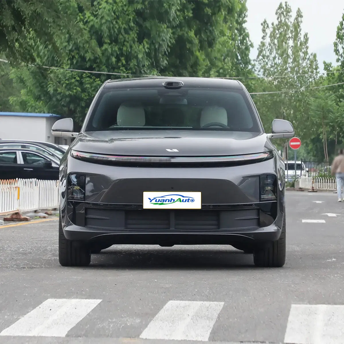 2025 Li Auto L6 vehicle photo 3