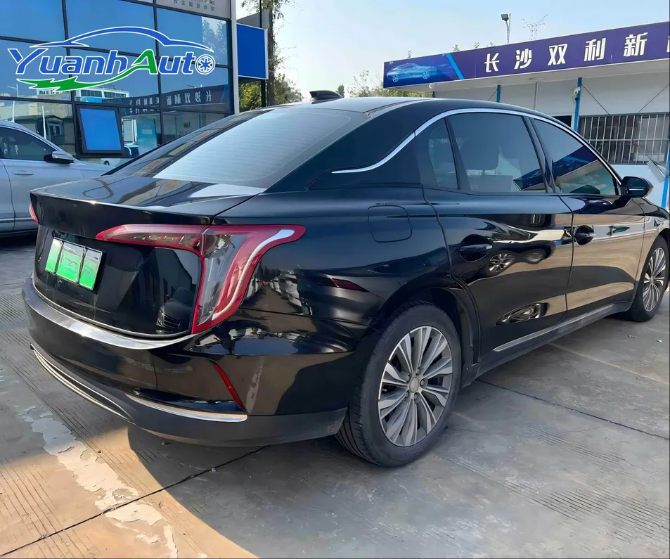 2021 Hongqi E-QM5 — source image 13