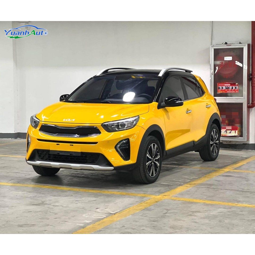 2021 Kia iRover vehicle photo 1