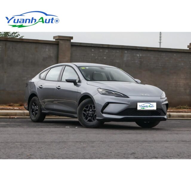 BYD Seal 05 vehicle photo 1