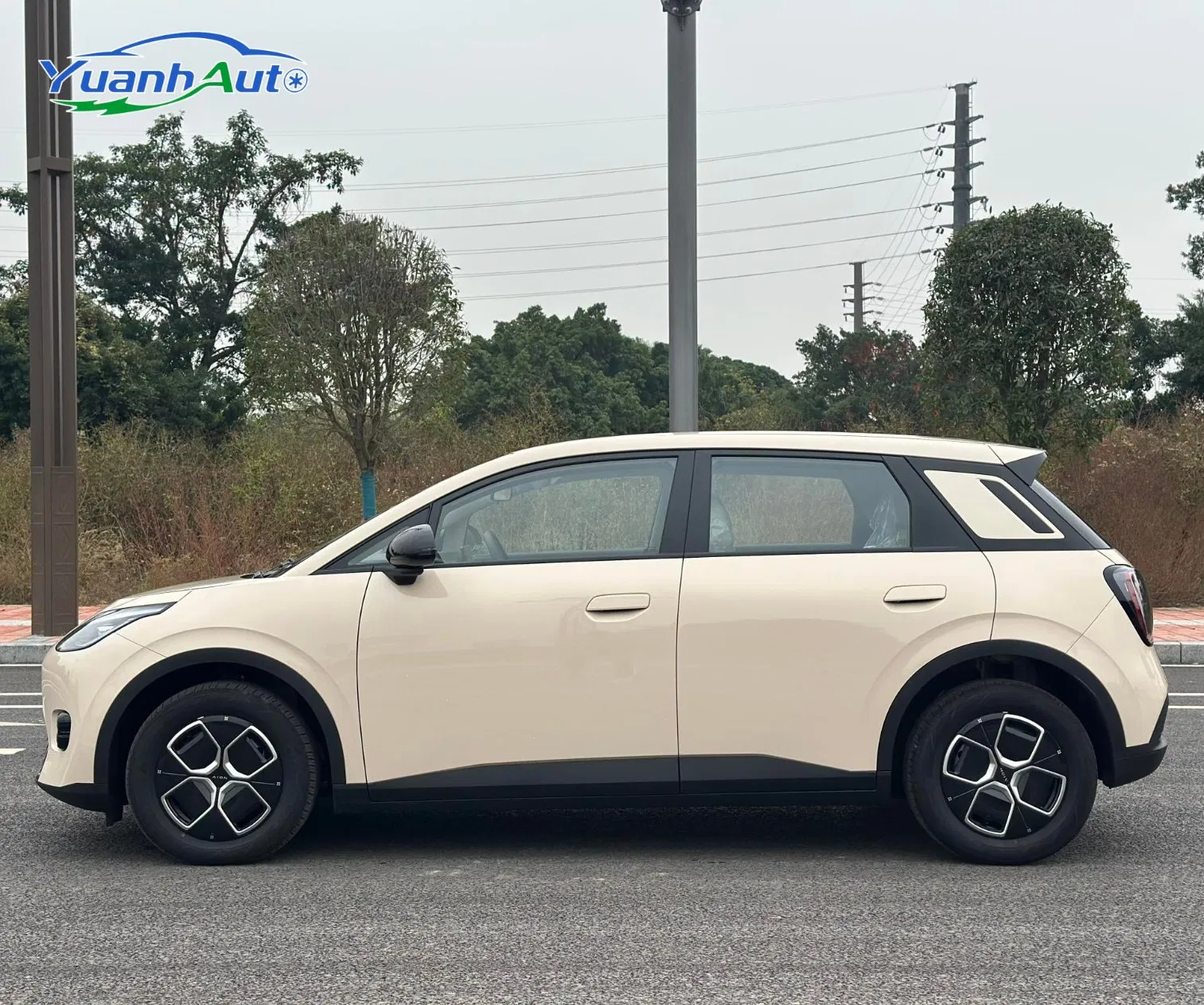 2025 GAC Aion UT Electric — source image 4