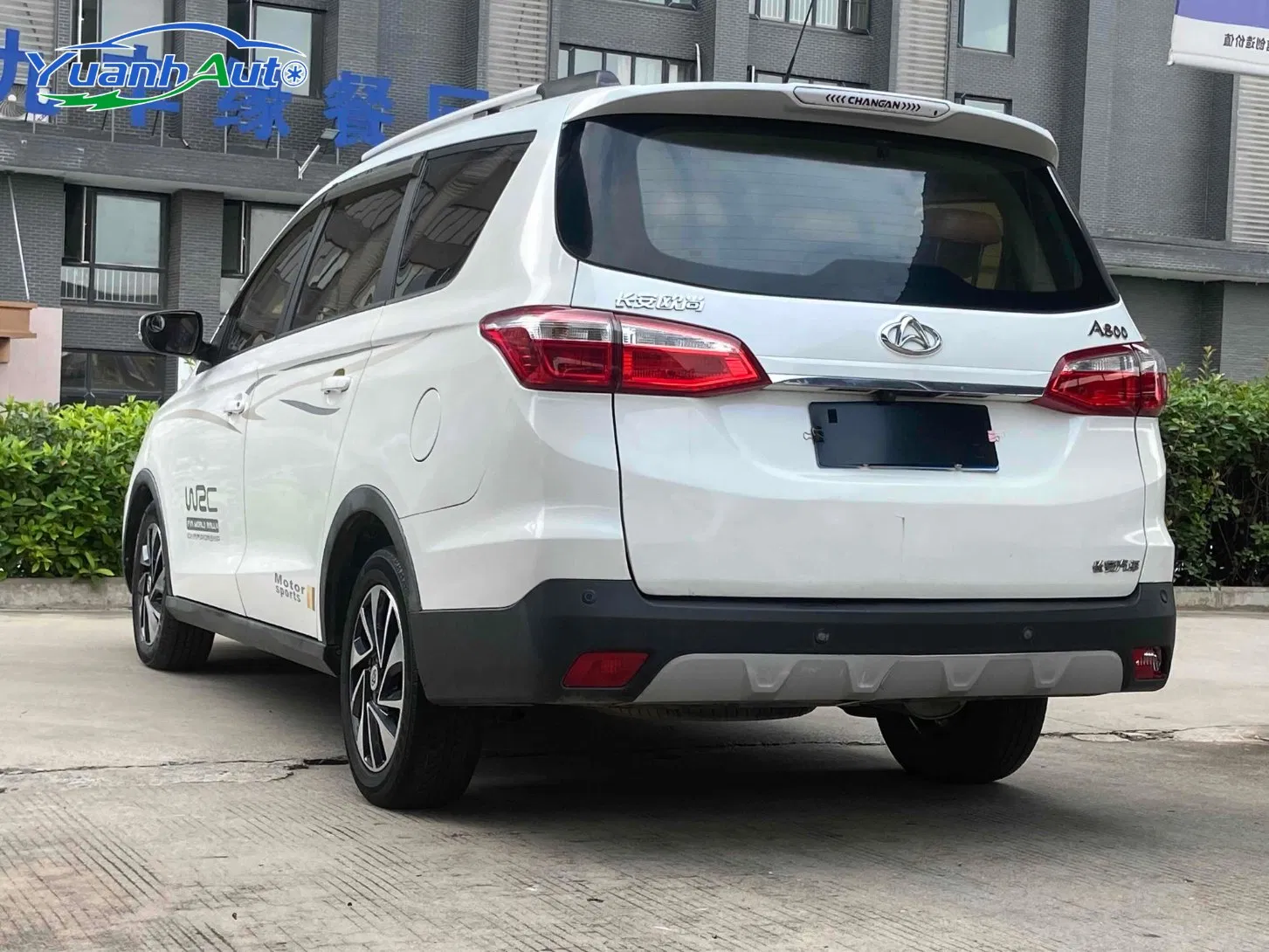 2017 Changan Oshan A800 Petrol MPV — source image 6