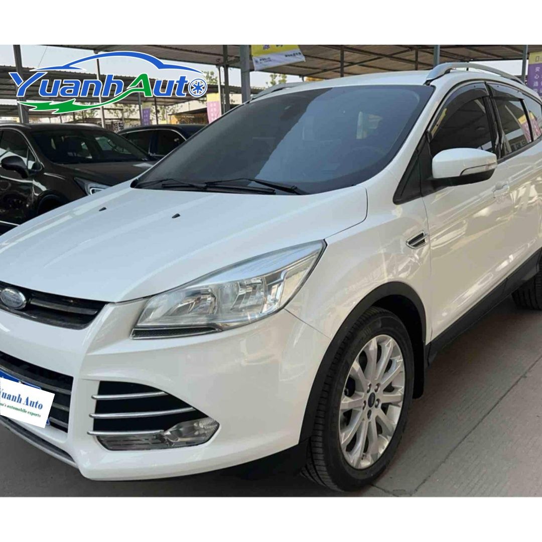 2013 Ford Kuga vehicle photo 1