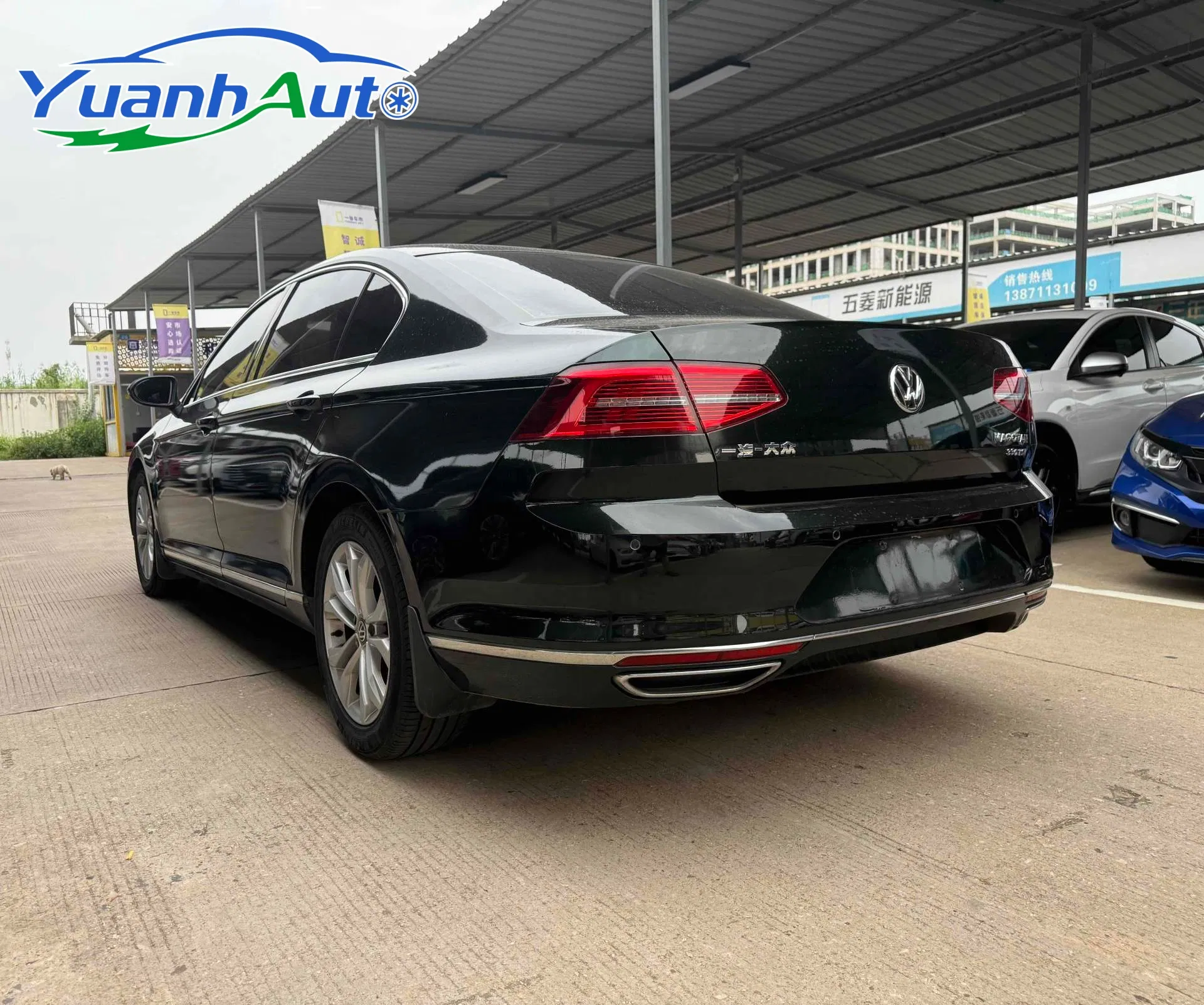 2017 Volkswagen Magotan Petrol Sedan — source image 14