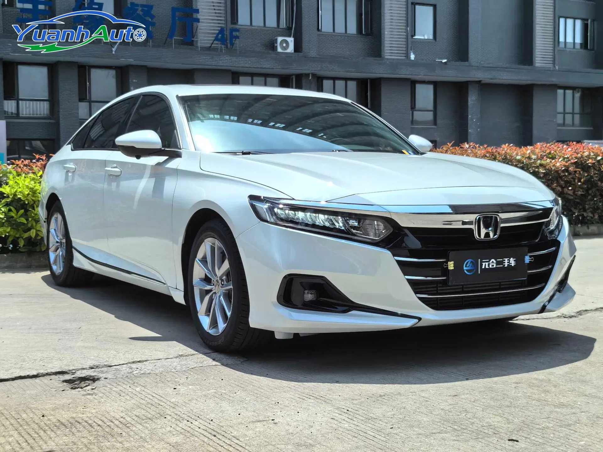 2022 Honda Accord Petrol Sedan — source image 11