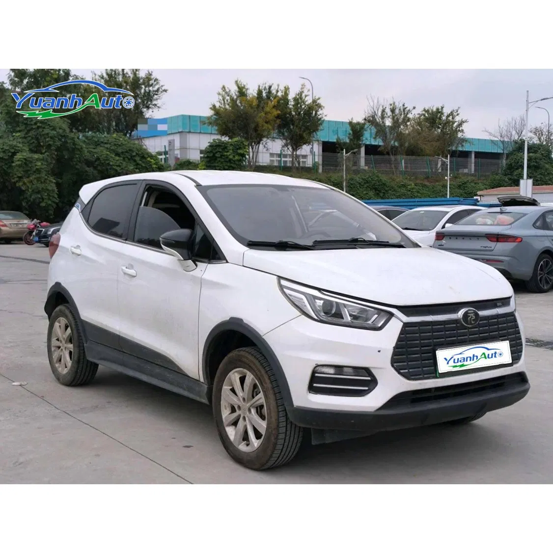 2018 BYD Yuan EV360 Electric SUV — source image 5