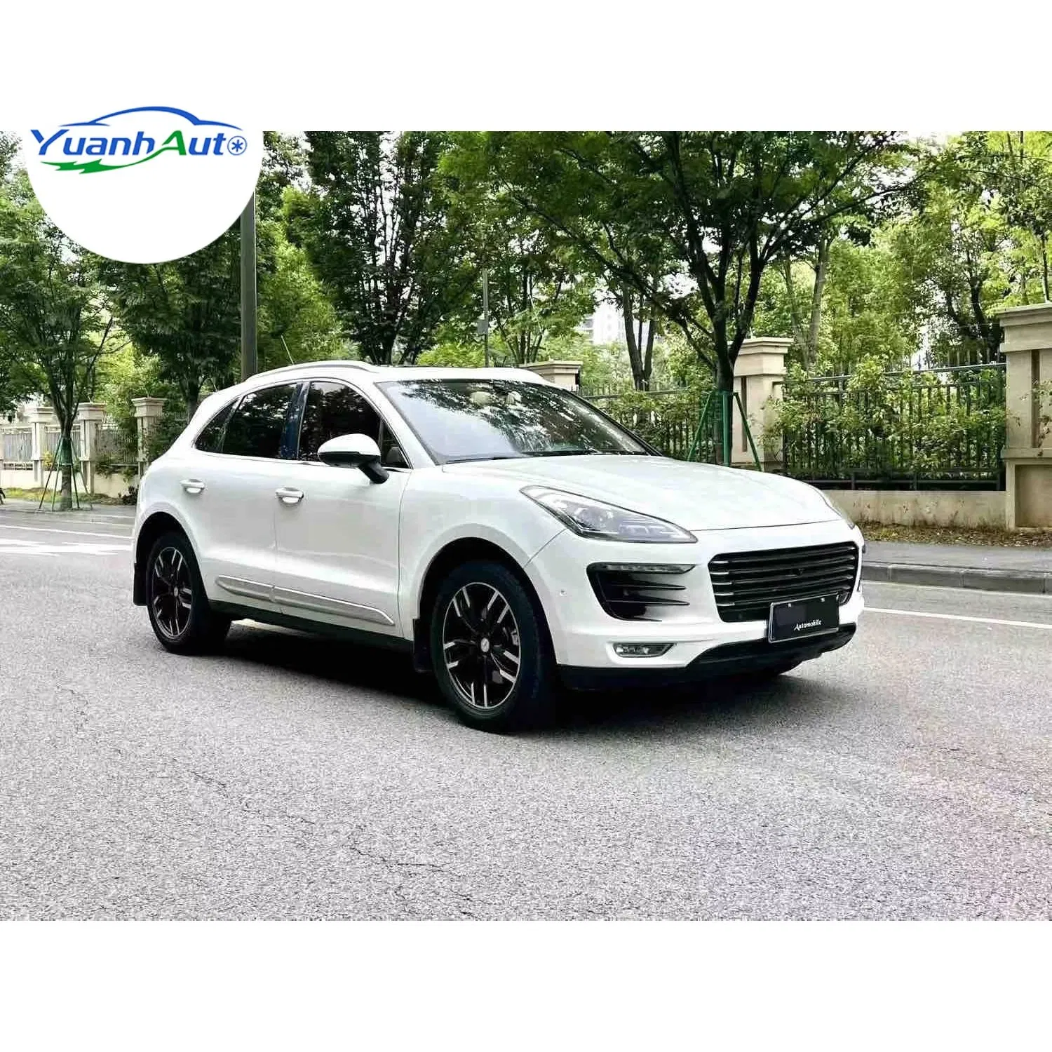 2017 Zotye SR9 vehicle photo 3