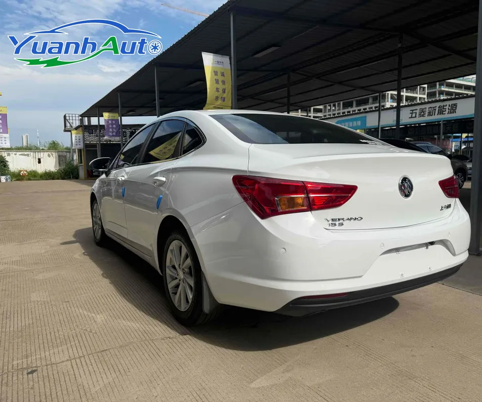2018 Buick Verano Sedan — source image 13