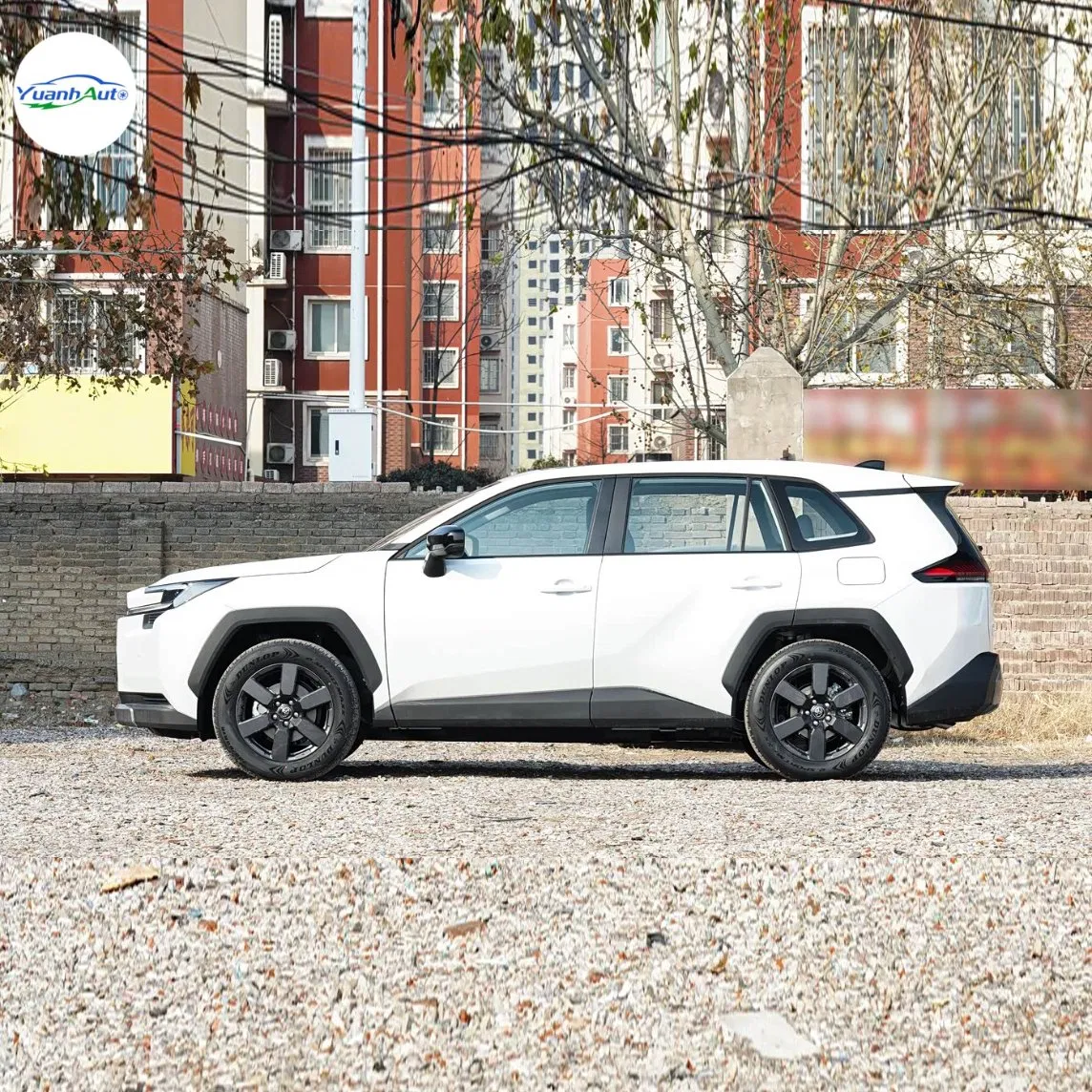 Toyota Rav4 vehicle photo 6