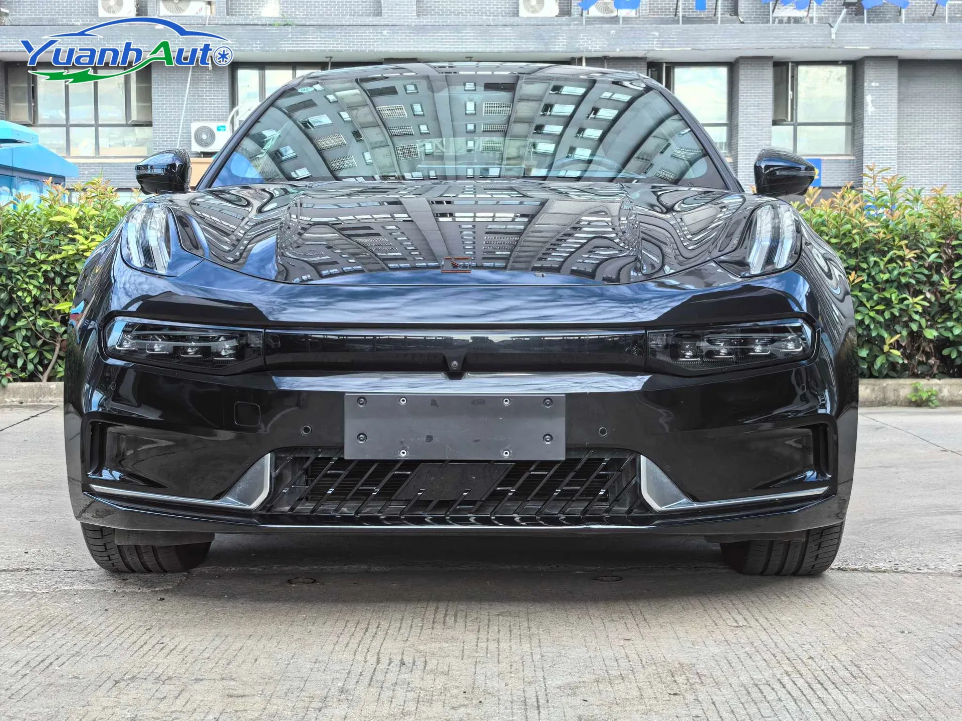 2021 Zeekr 001 Electric Hatchback — source image 9