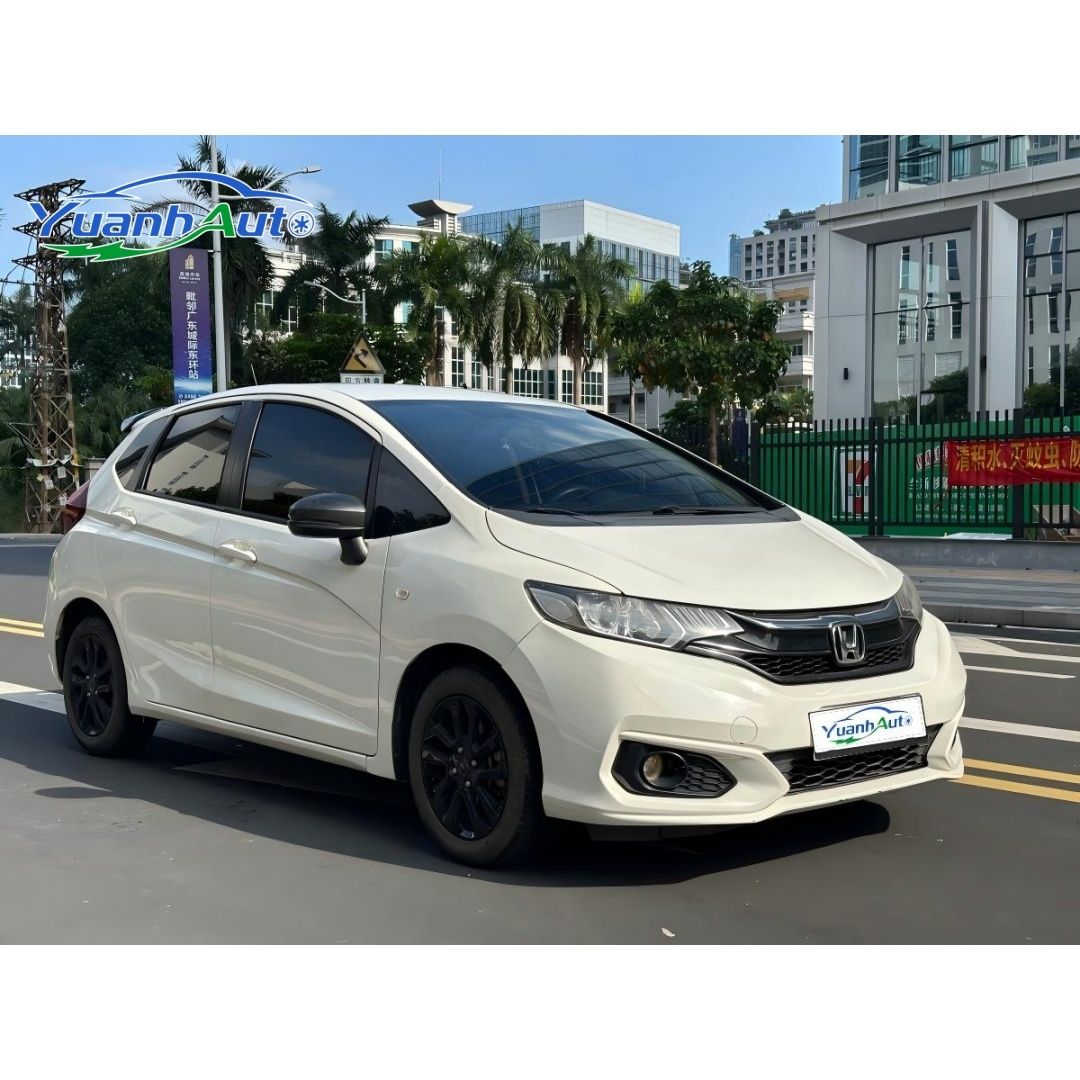 2019 Honda Fit vehicle photo 1