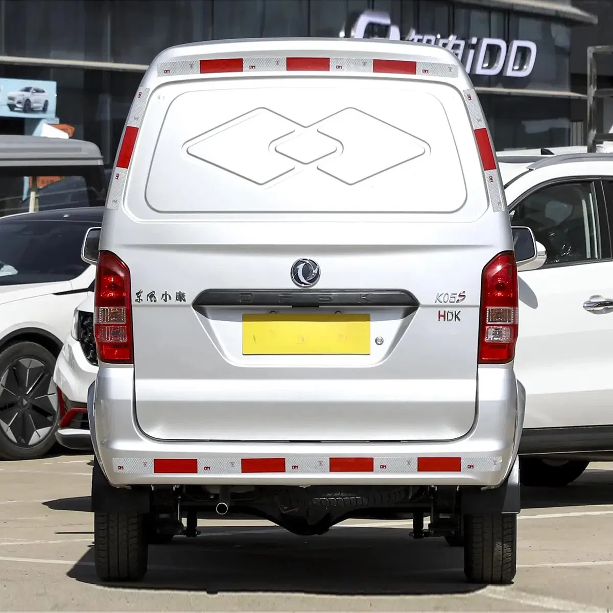 Dongfeng Sokon K05S vehicle photo 4