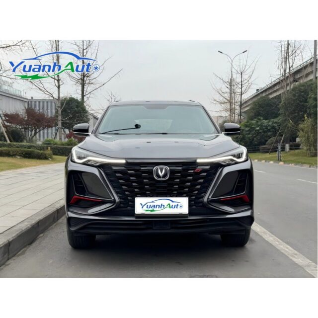 2022 Changan CS75 PLUS vehicle photo 1