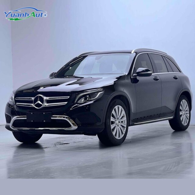 2021 GLC260L vehicle photo 1