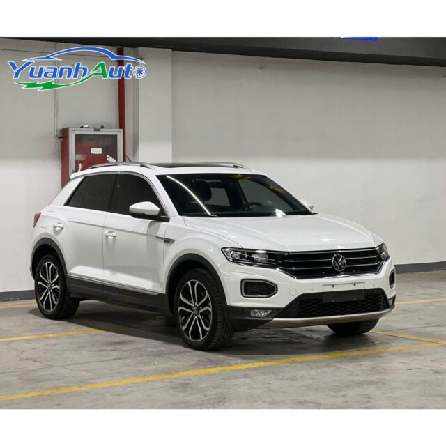 2021 T-Roc vehicle photo 1