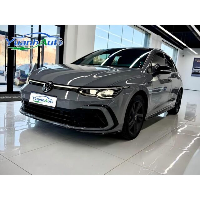 2021 VW Golf vehicle photo 1