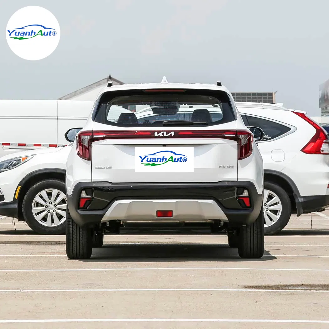 Kia Seltos vehicle photo 6