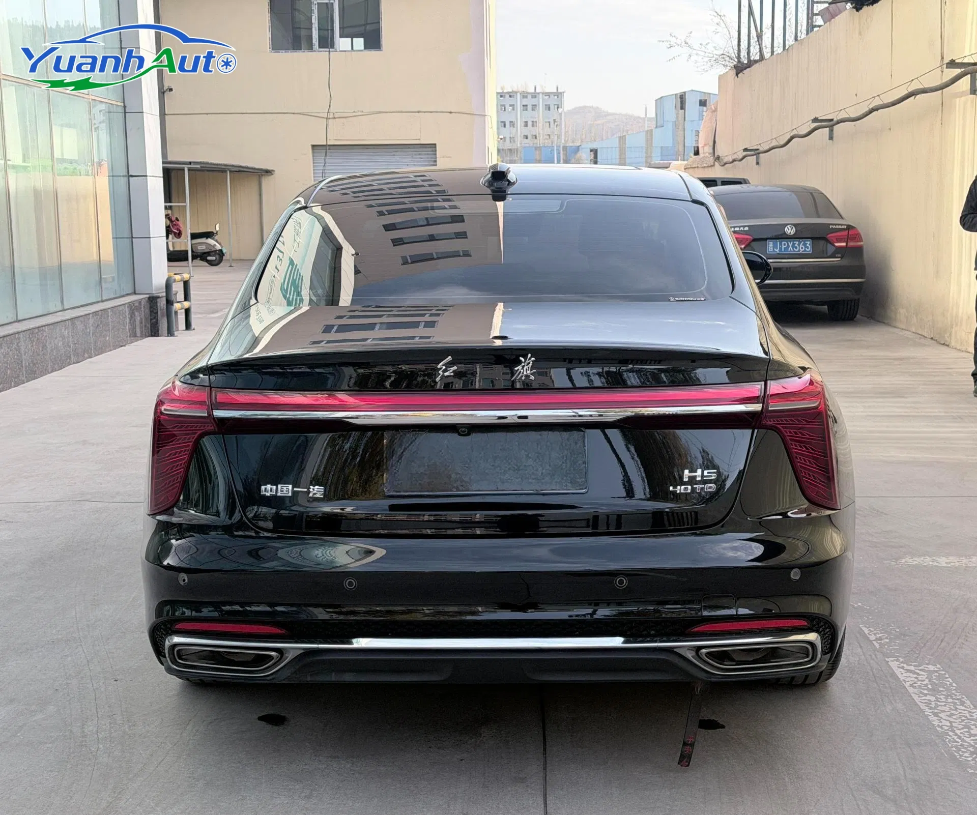 2023 Hongqi H5 Petrol Sedan — source image 12