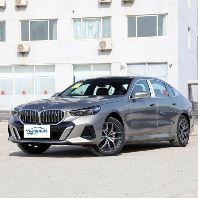 2024 BMW I5 vehicle photo 1