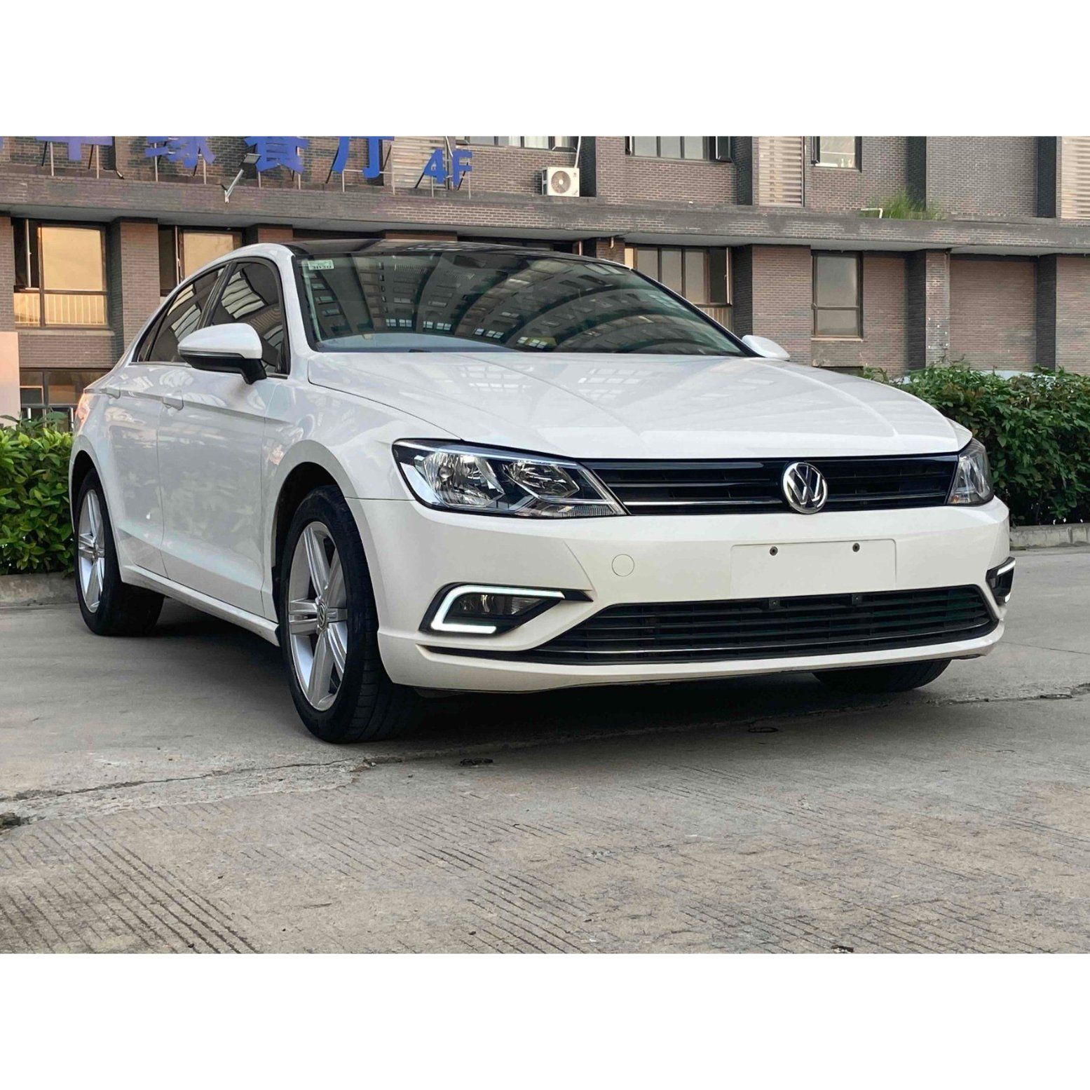 2018 Volkswagen Lamando vehicle photo 1
