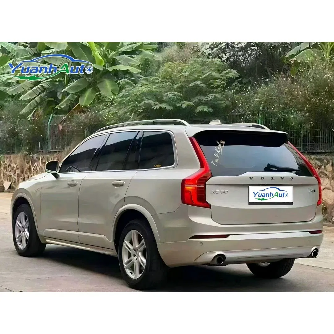 2015 Volvo XC90 Petrol SUV — source image 4
