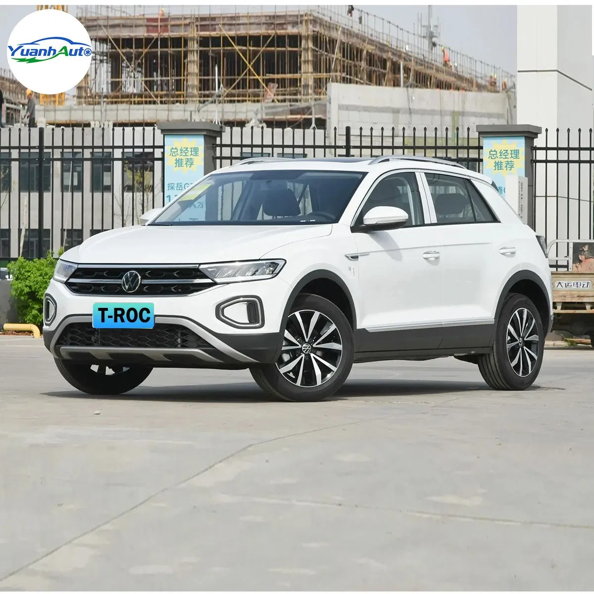 2023 VW T-ROC vehicle photo 4