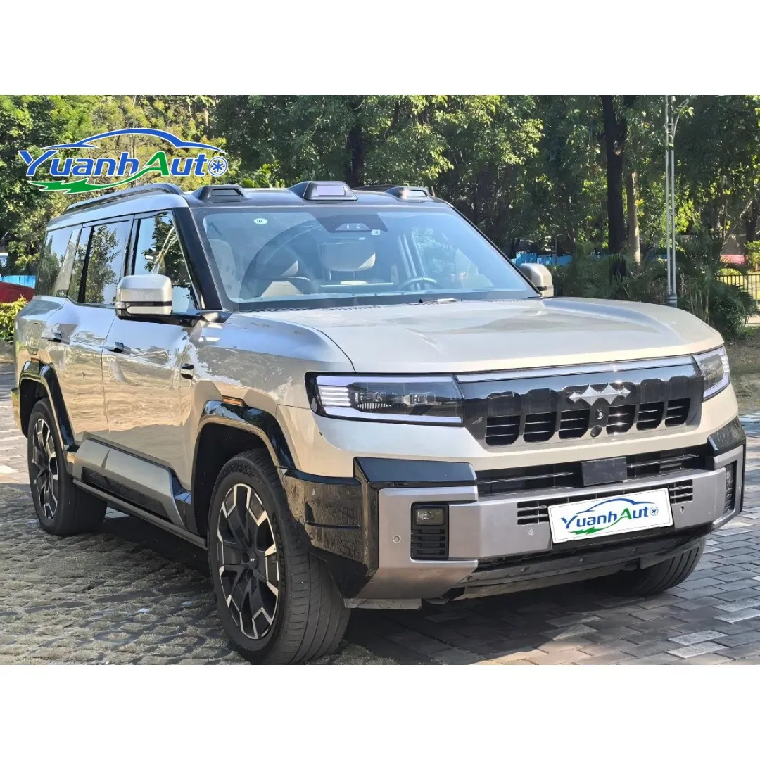 2025 Zeekr Leopard 8 vehicle photo 4