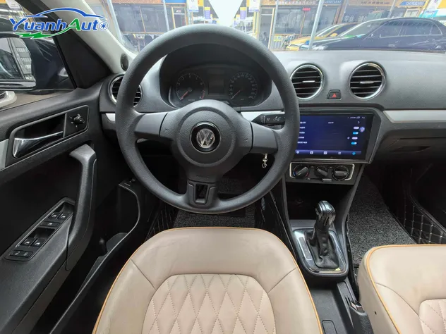 2015 Volkswagen Jetta 1.6L Petrol Sedan — source image 16