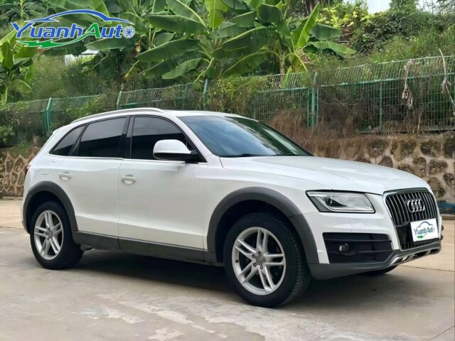 2017 Audi Q5 vehicle photo 1