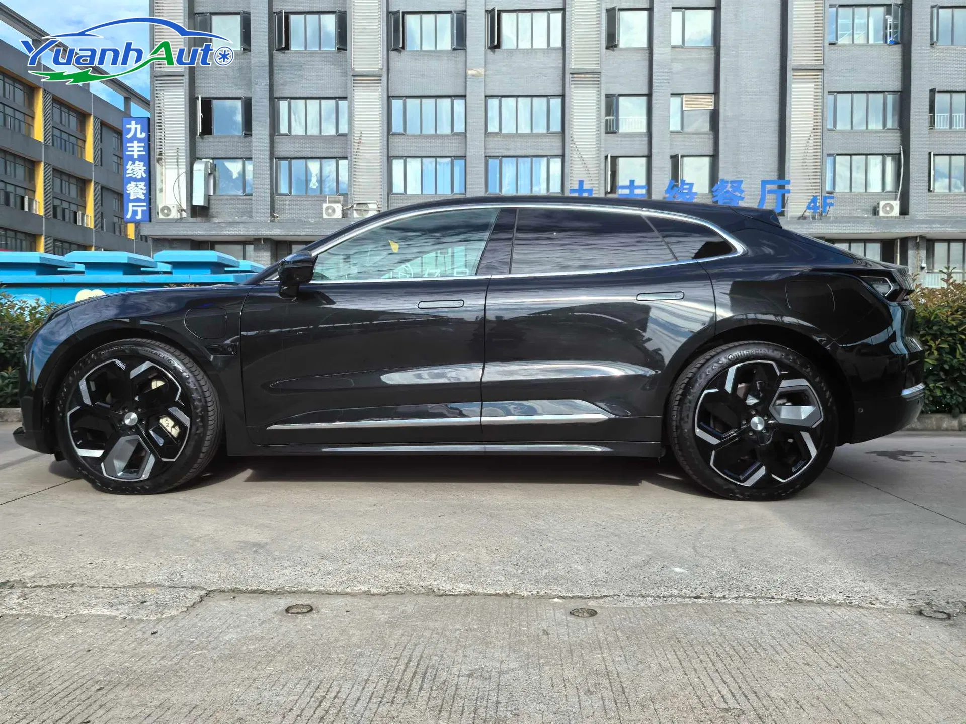 2021 Zeekr 001 Electric SUV — source image 11