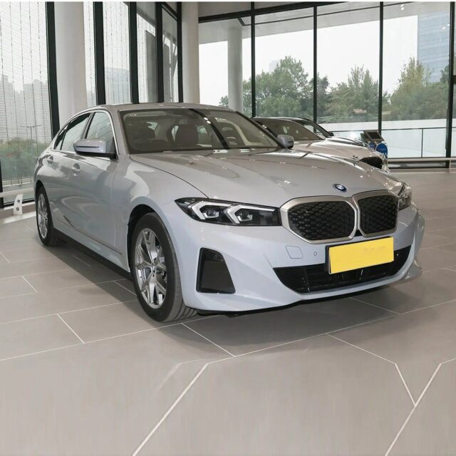 2026 BMW i3 eDrive vehicle photo 1