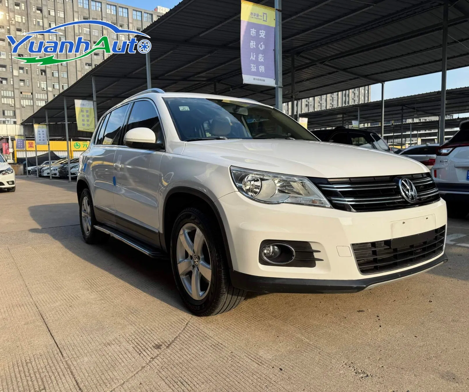 2012 Tiguan vehicle photo 3