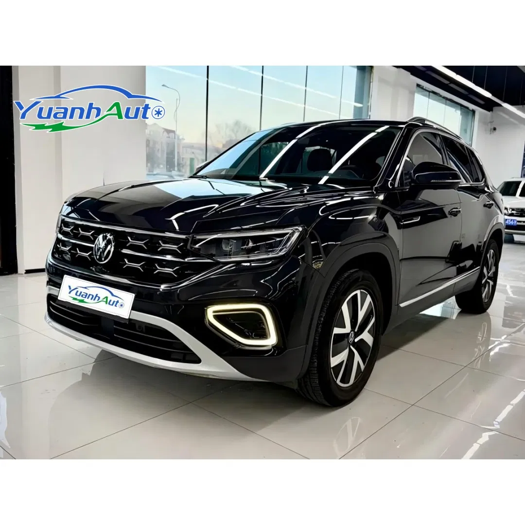 2023 VW Tiguan vehicle photo 3