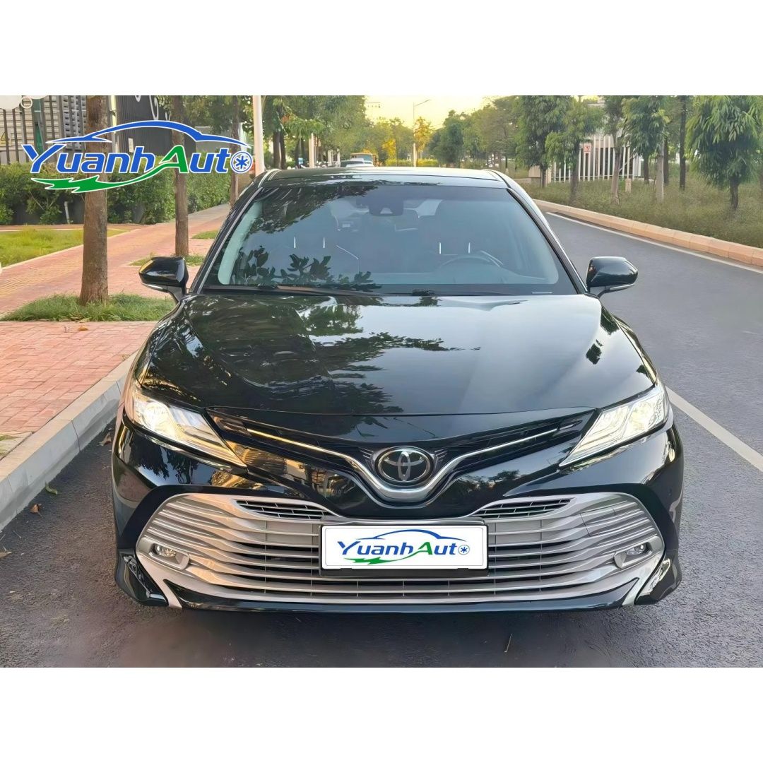 2019 Toyota Camry vehicle photo 1