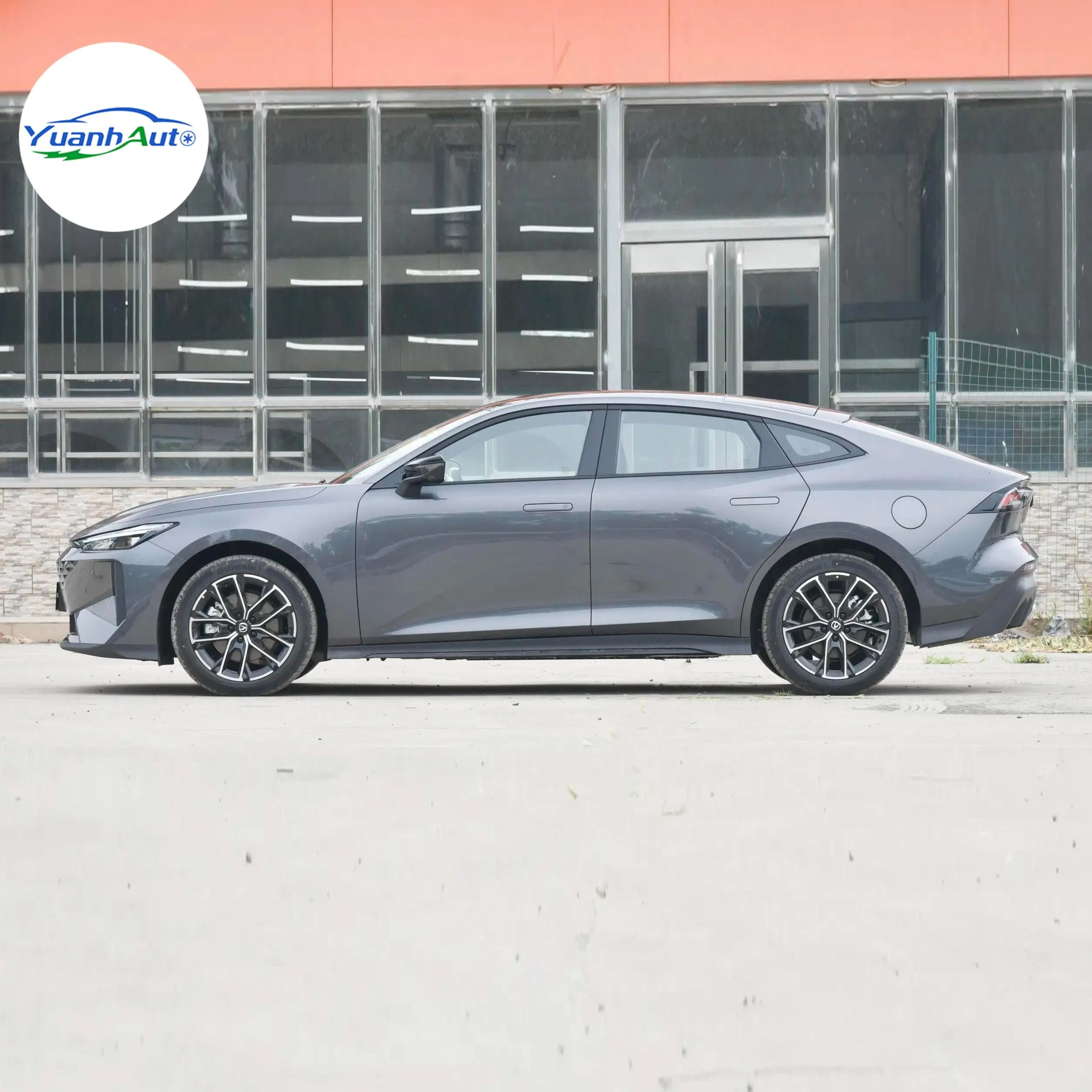 Changan UNI-V vehicle photo 3