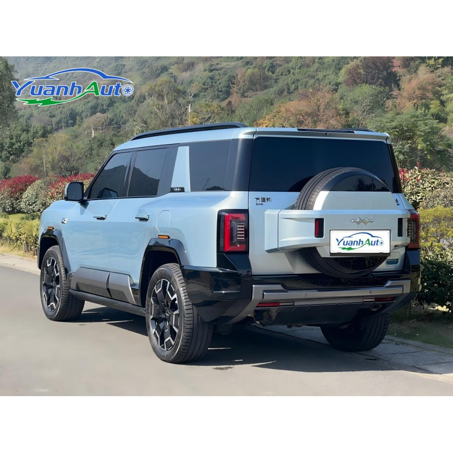 2025 Fangchengbao Bao 8 Hybrid SUV — source image 1