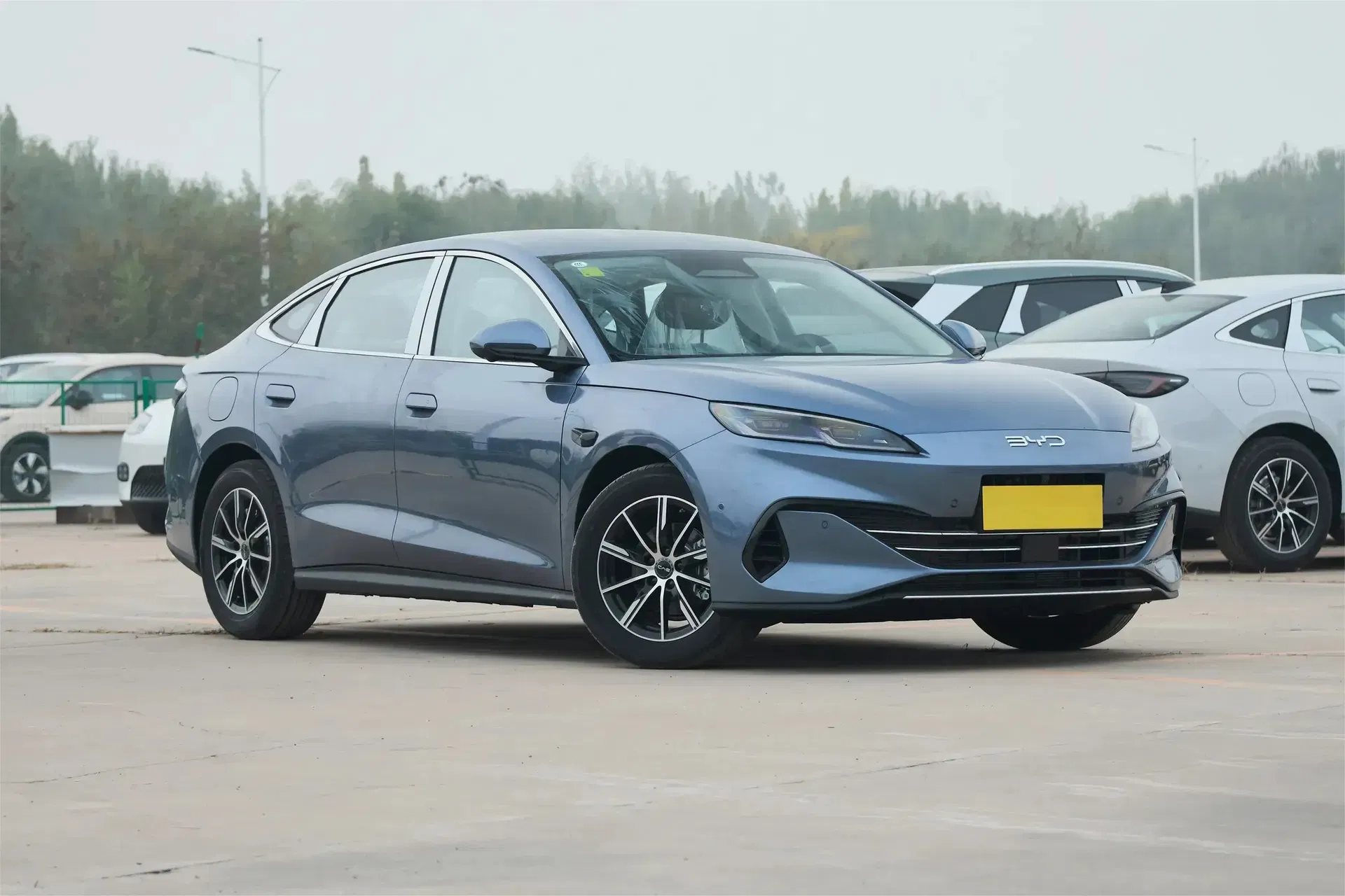 2026 BYD Seal 06 DM-i Sedan — source image 9