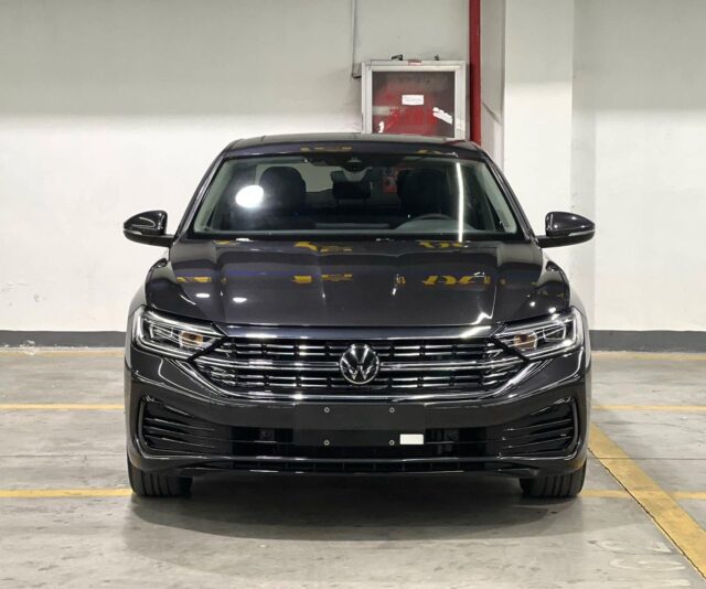 2023 Sagitar vehicle photo 1