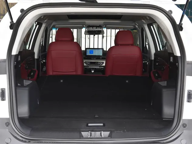 2026 Jetour X70 SUV — source image 16