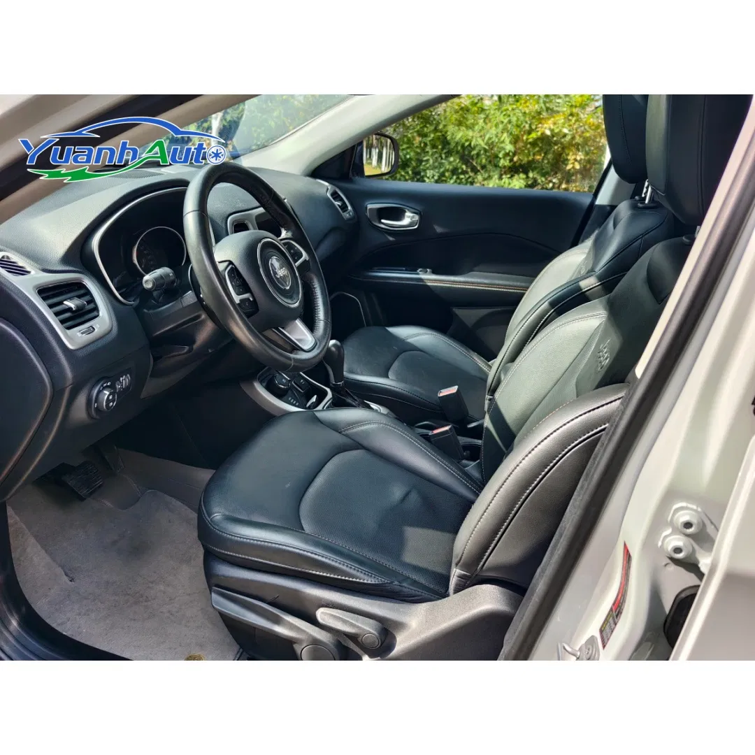 2018 Jeep Compass vehicle photo 7
