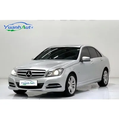 2013 Mercedes-Benz C-Class — source image 8
