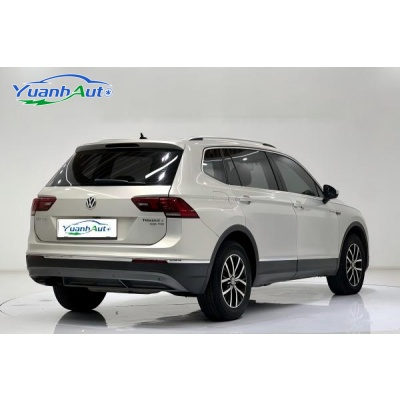 2017 Tiguan L vehicle photo 4