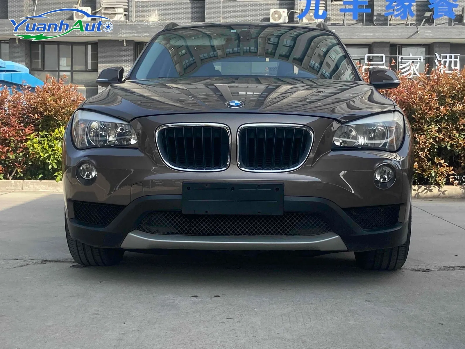 2013 BMW X1 Petrol SUV — source image 9