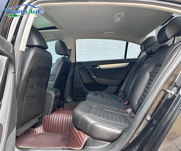 2013 Volkswagen Magotan Petrol — source image 16