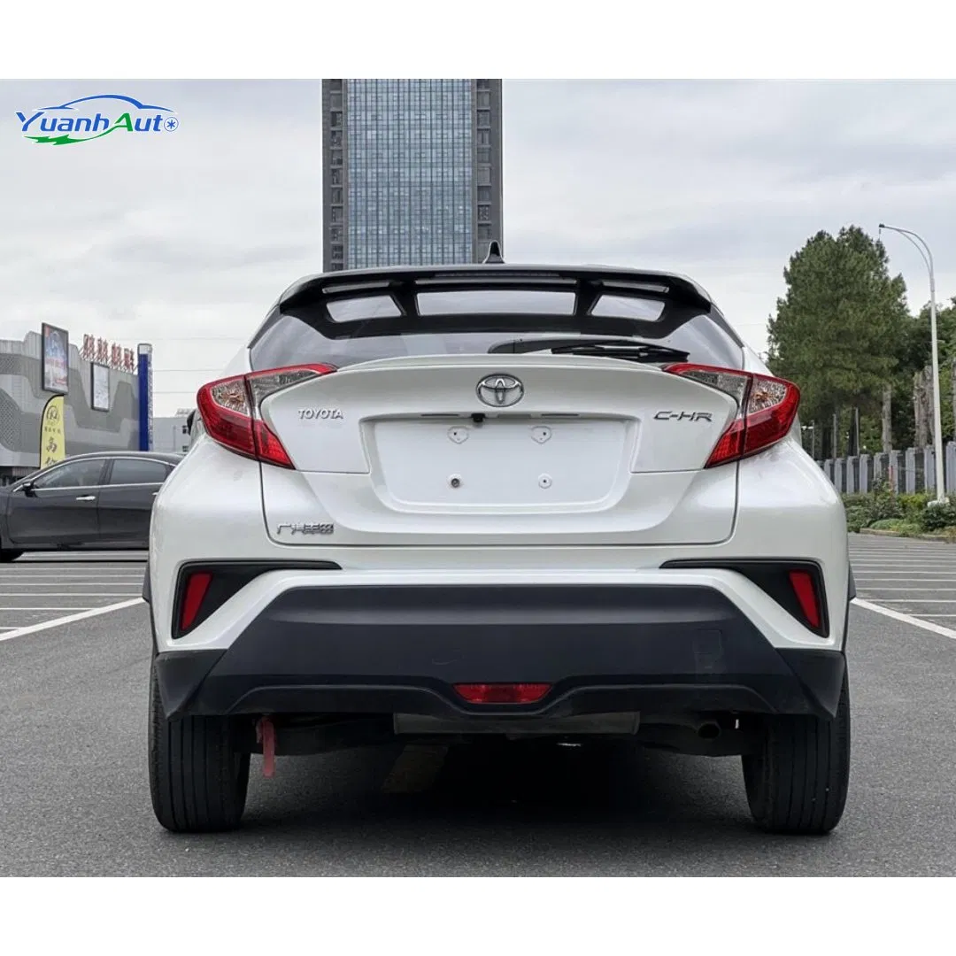 2020 Toyota C-HR vehicle photo 5