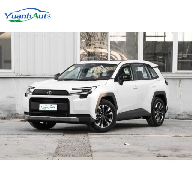 Toyota RAV4 vehicle photo 1