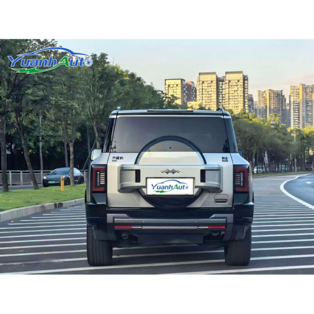 2025 Leopard 8 vehicle photo 1