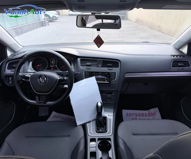 2016 Volkswagen Golf Petrol — source image 16