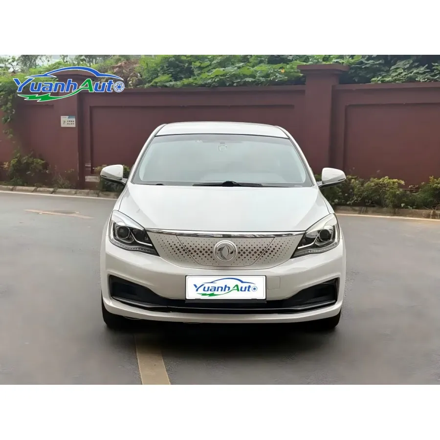 2021 Dongfeng E70 Hybrid — source image 9