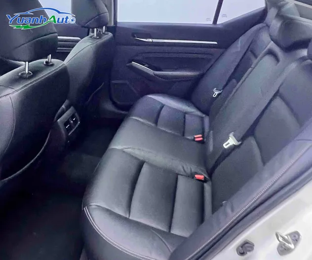 2021 Nissan Teana Petrol Sedan — source image 8